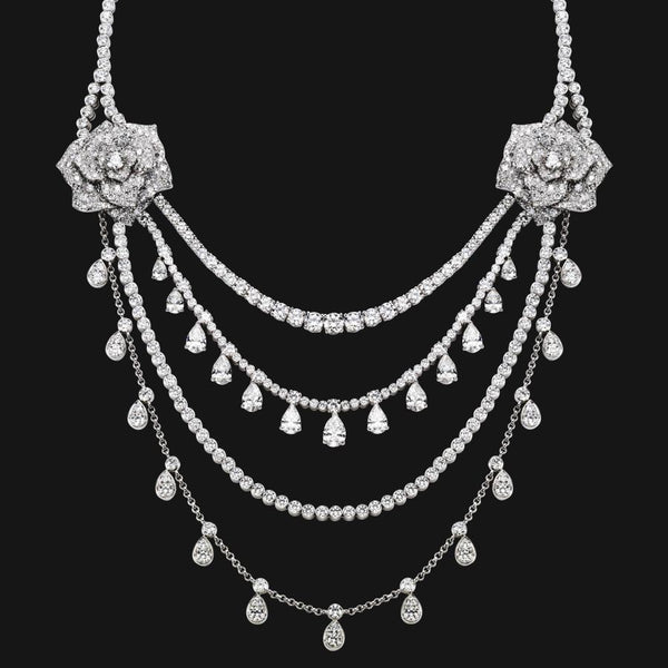 18k Fluid Lines Necklace